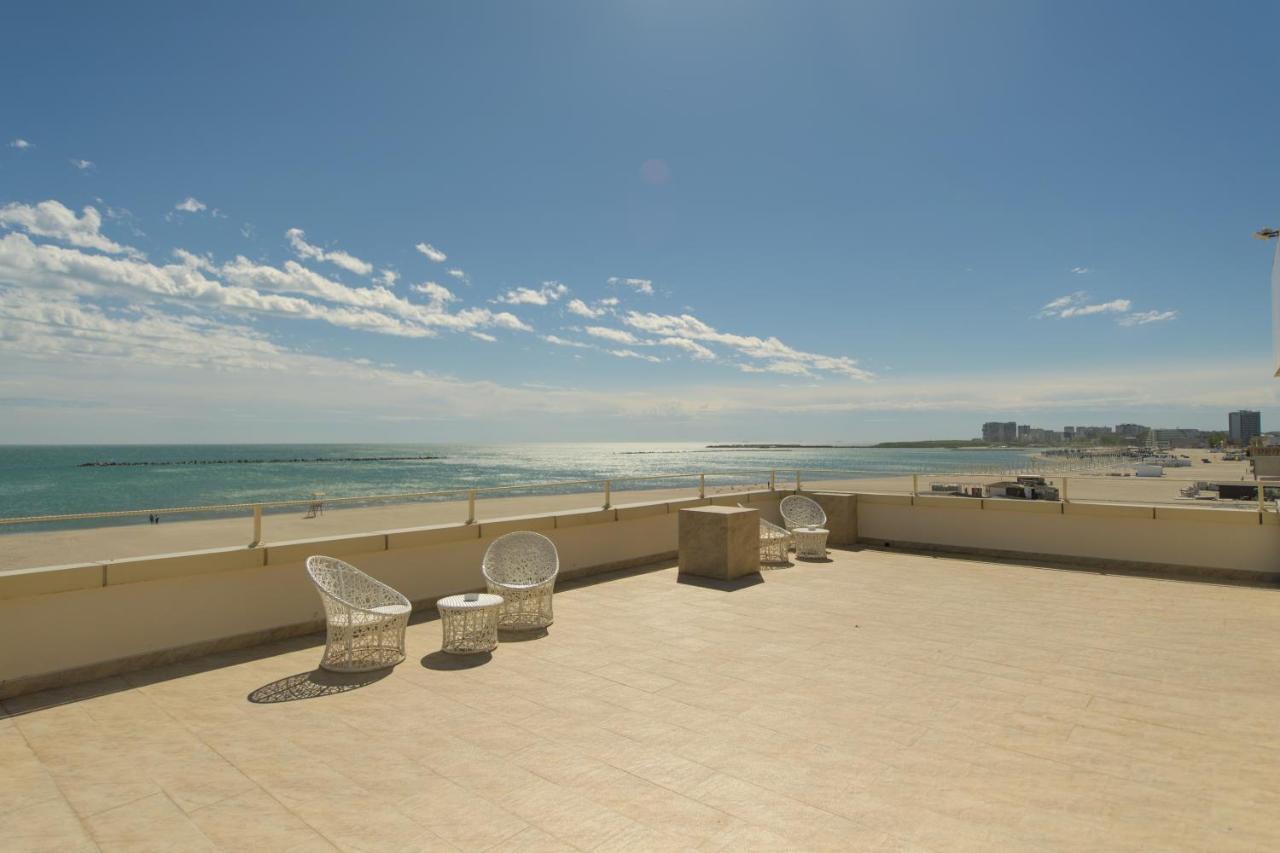 Hotel Golden Palace Mamaia Luaran gambar
