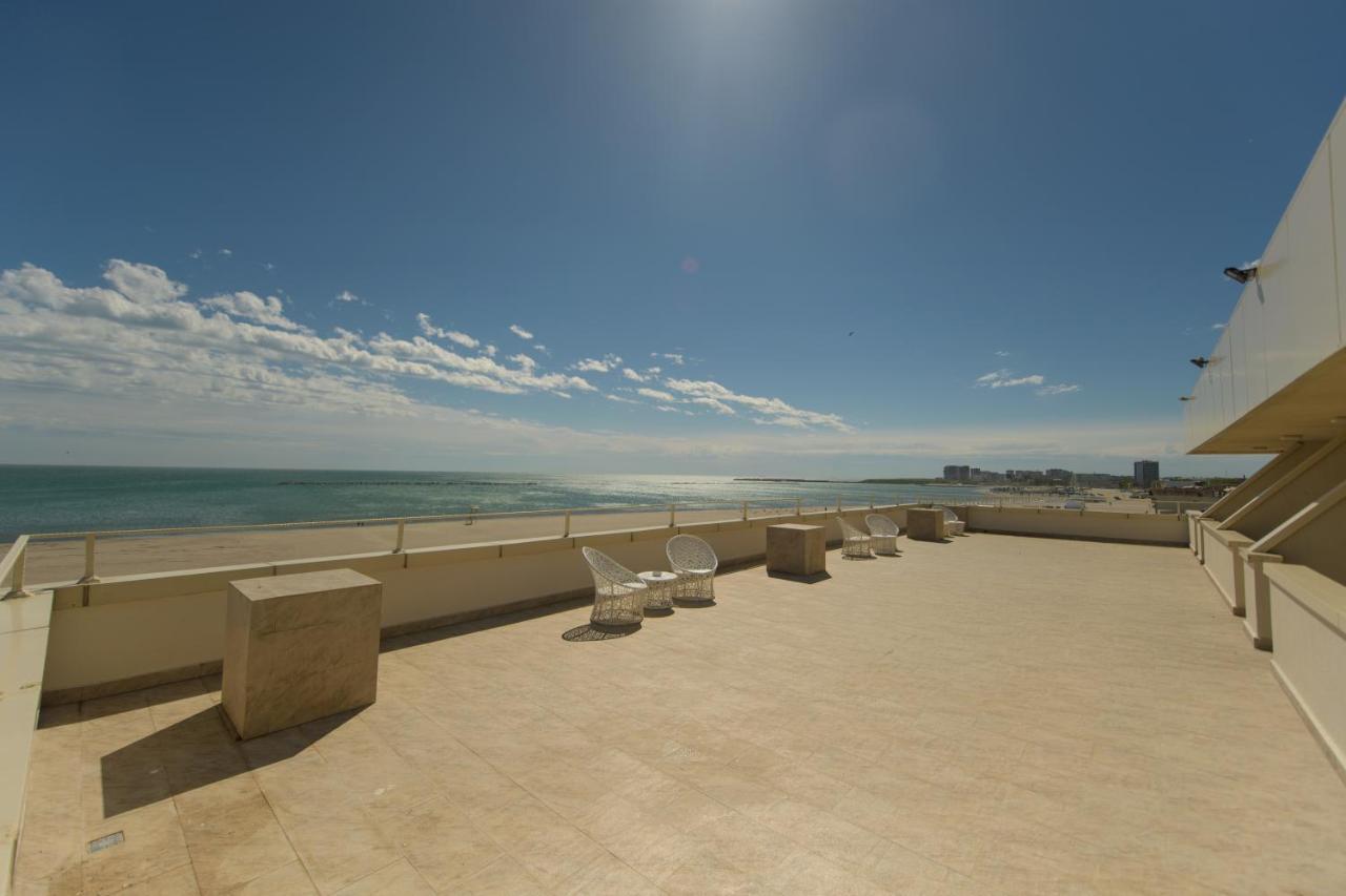 Hotel Golden Palace Mamaia Luaran gambar