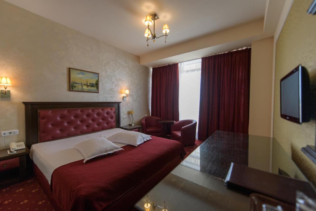 Hotel Golden Palace Mamaia Luaran gambar